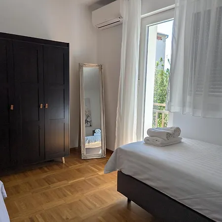 Good Times Apartman Kastela